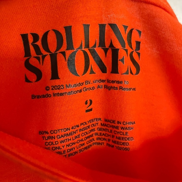 Torrid “Rolling Stones” Off the Shoulder Tour T-Shirt - Sizes 2 & 3 - Picture 7 of 15